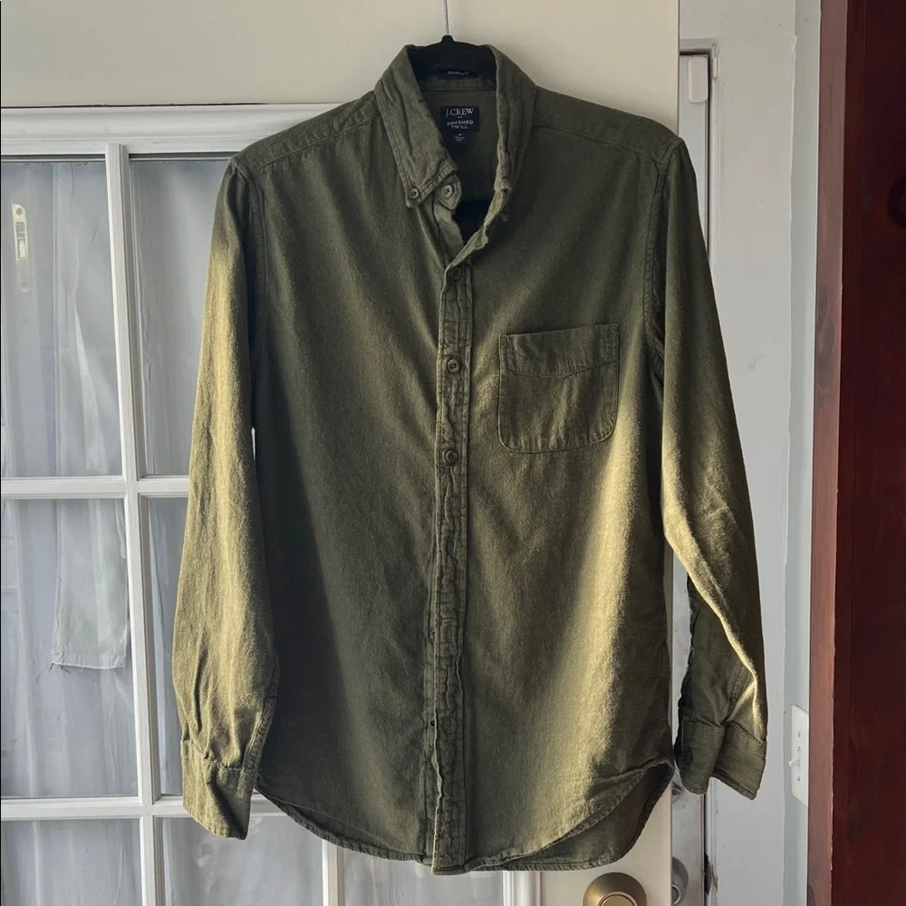 J. Crew Men's Classic Brushed Twill Casual Olive Button-Down Shirt Size S EUC